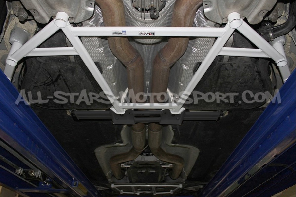BMW M5 F10 Ultra Racing 8 Point Front Subframe Brace