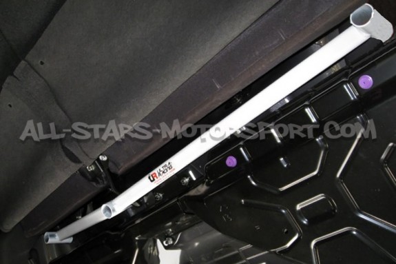 Barre anti rapprochement arrière 3 points Ultra Racing pour Subaru ...