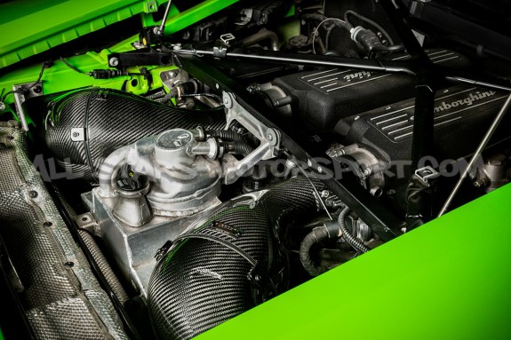 Admission carbone Eventuri pour Audi R8 V10 4S / Lamborghini Huracan
