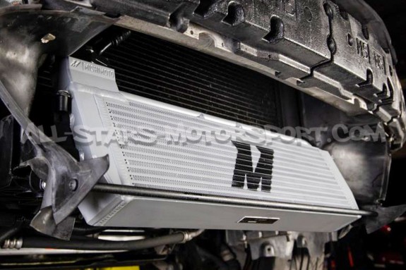 Radiateur d'huile Mishimoto pour BMW M5 E60