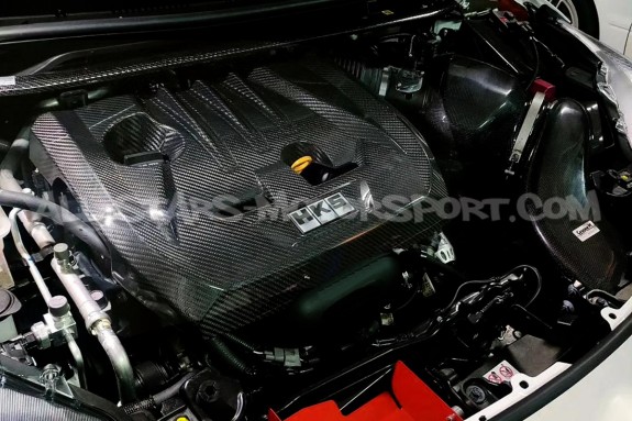 Tapa de motor HKS de carbono para Toyota Yaris GR