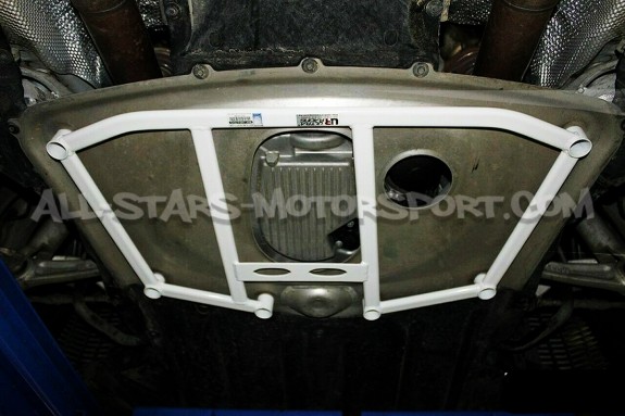 BMW M5 F10 Ultra Racing 6 Point Front Subframe Brace