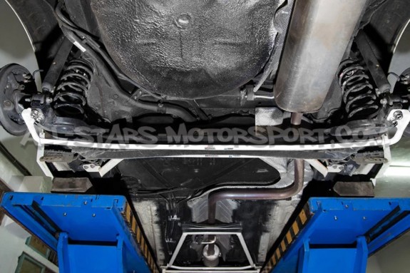 Barre antiroulis arriere Ultra Racing pour Ford Fiesta ST Mk7