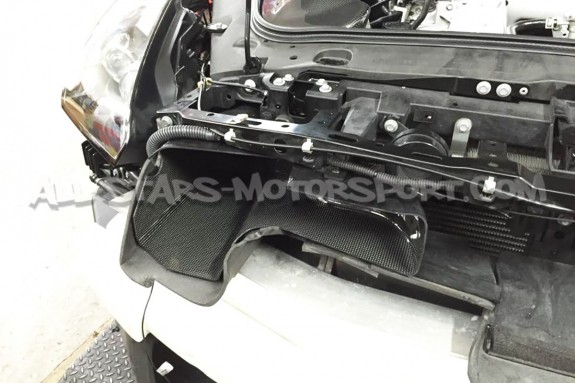 Admission carbone Gruppe M pour Nissan R35 GTR