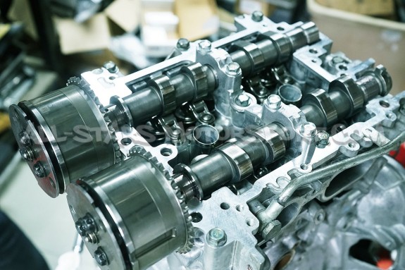 Arbres à cames HKS pour Toyota GT86 / Subaru BRZ ZC6 FA20