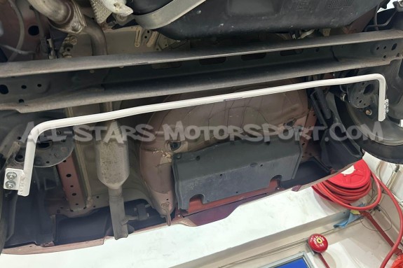 Barre antiroulis arriere Ultra Racing pour Suzuki Swift Sport ZC33S