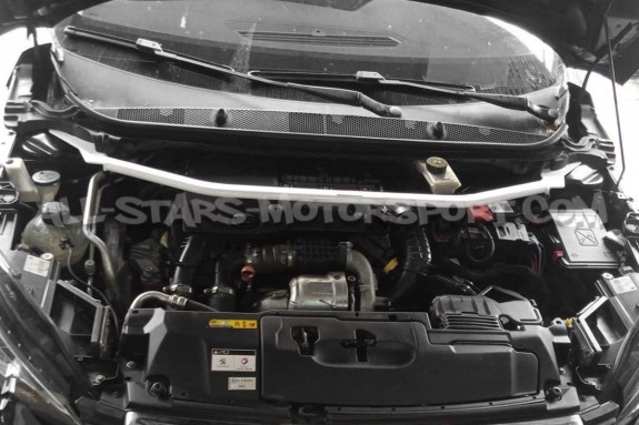 Barra de torreta delantera Ultra Racing para Peugeot 308 GTI