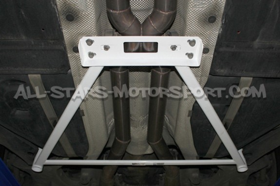 BMW M5 E60 Ultra Racing 4 Points Rear Lower Member Brace