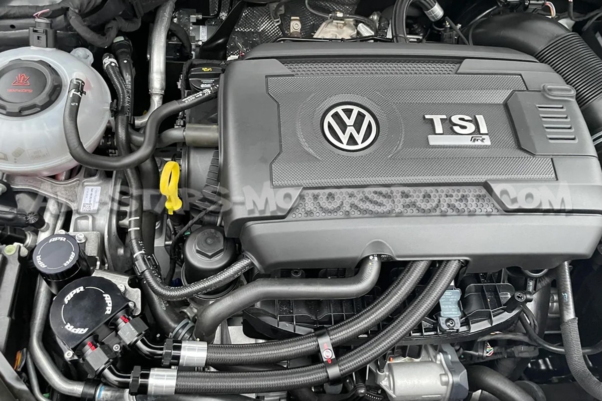 Golf 7 R / S3 8V / Leon 3 Cupra / TTS 8S APR Washer Fill Neck Reloc...