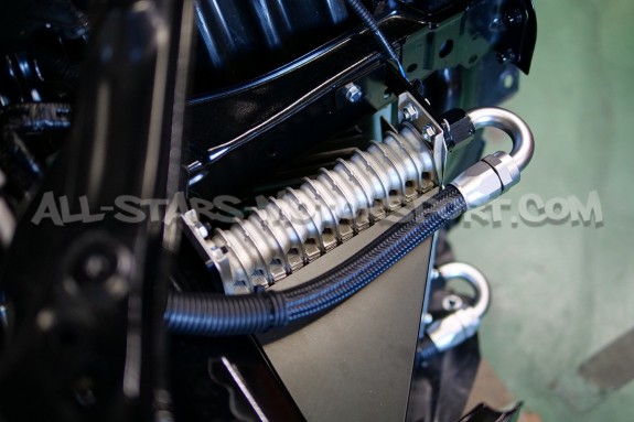 Radiador de aceite HKS para Toyota GR86 / Subaru BRZ ZD8