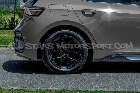Llanta APR A02 Flow Formed 18x8.5 - 5x112 ET45 - Black