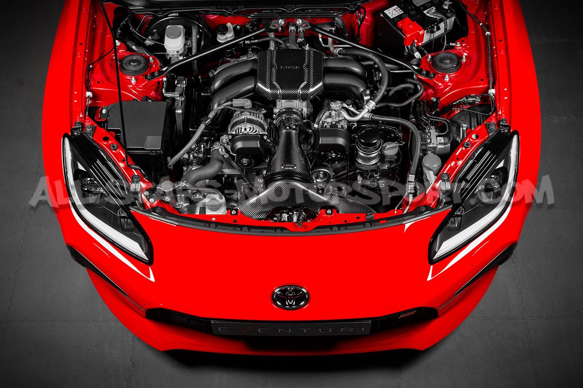 Admission carbone Eventuri pour Toyota GR86 / Subaru BRZ ZD8