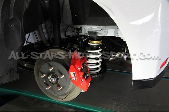 Suspension roscada HKS Hipermax S para Toyota Yaris GR Gen.1