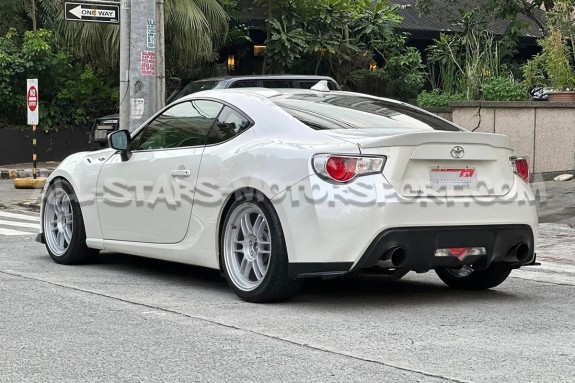 Enkei RPF1 Wheel 18x8 - 5x100 ET45 - Silver