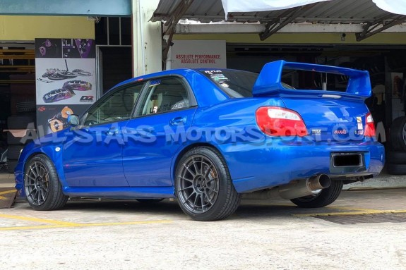 Llanta Enkei NT03RR 18x8.5 - 5x100 ET42 - Gunmetal