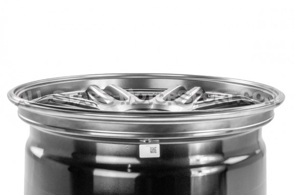 AME Tracer TM02 Wheel 18x9.5 - 5x100 ET38 - Silver