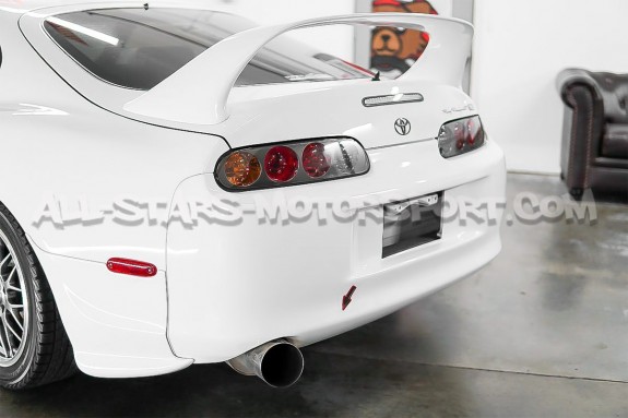 Escape catback HKS Silent Hi Power para Toyota Supra MK4