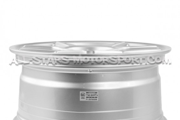 Jante Racingline VWR R-06 18 x 8.5 ET44 5x112 - Silver