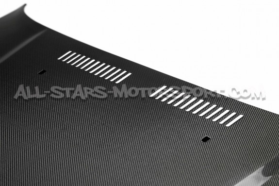 Capot carbone Seibon OEM pour BMW M3 E36 (coupé)