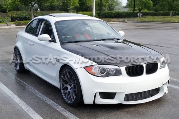 Capo de carbono Seibon BM-Style para BMW 135i / 1M E82