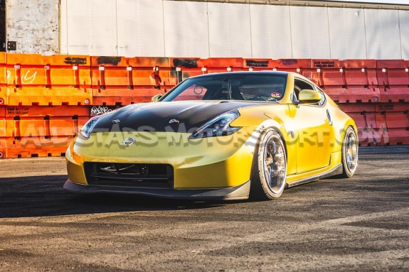 Capo de carbono Seibon GTR-Style para Nissan 370Z