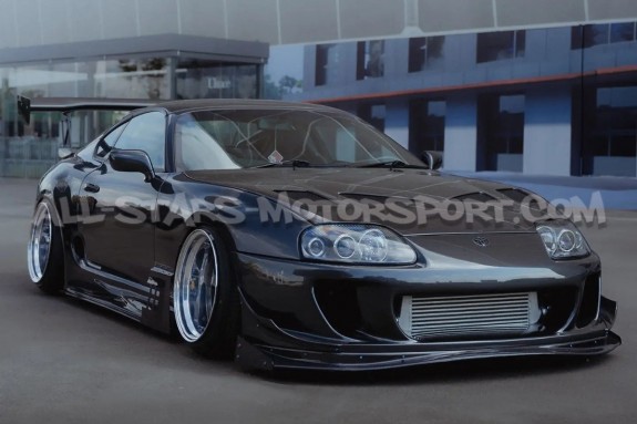 Capo de carbono Seibon TR-Style para Toyota Supra MK4