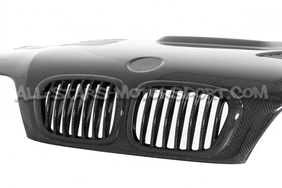 Capot carbone Seibon GTR-Style pour BMW M3 E46