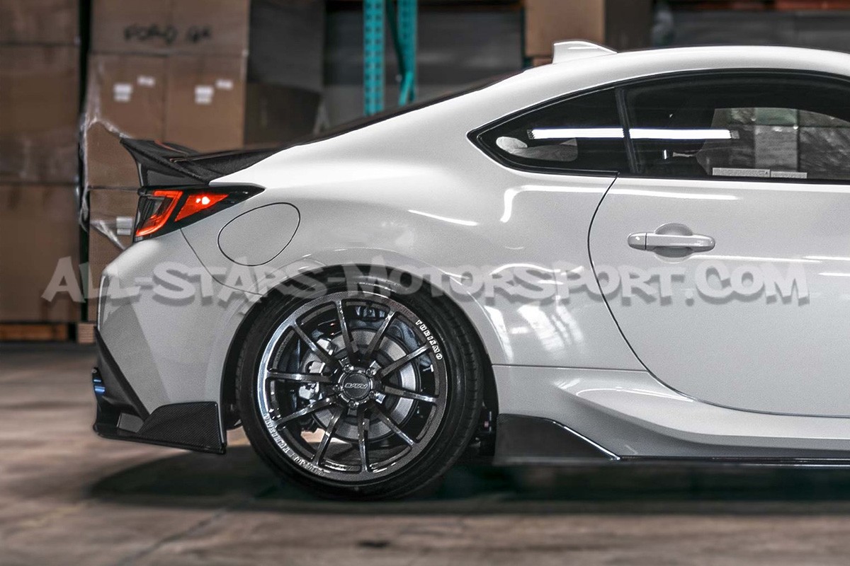 Malle en carbone Seibon MB-Style pour Toyota GR86 / Subaru BRZ ZD8