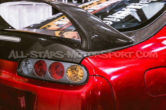 Hayon en carbone Seibon pour Toyota Supra MK4