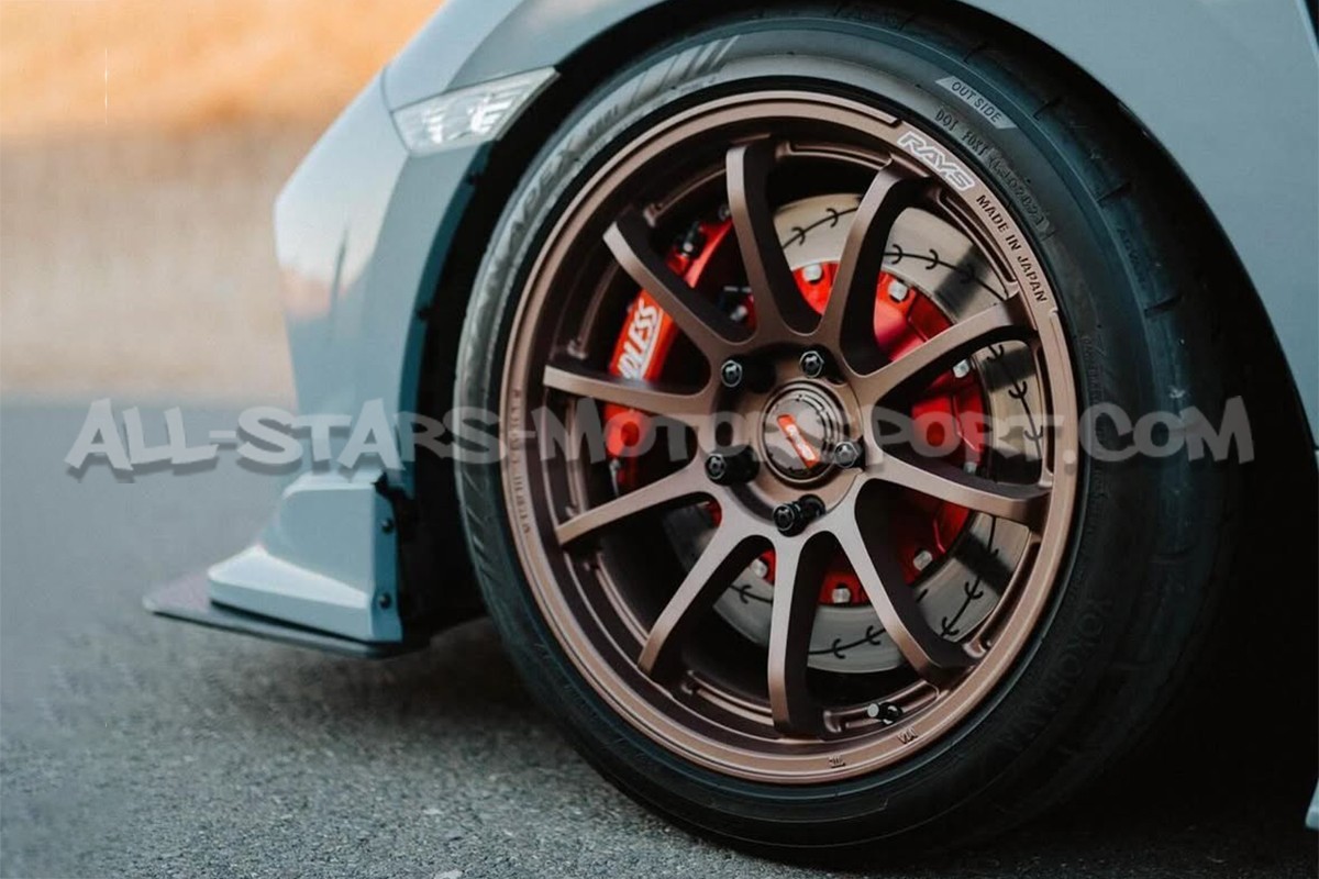 Rays Gram Lights 57NR Wheel 18x9.5 - 5x120 ET45 - Bronze