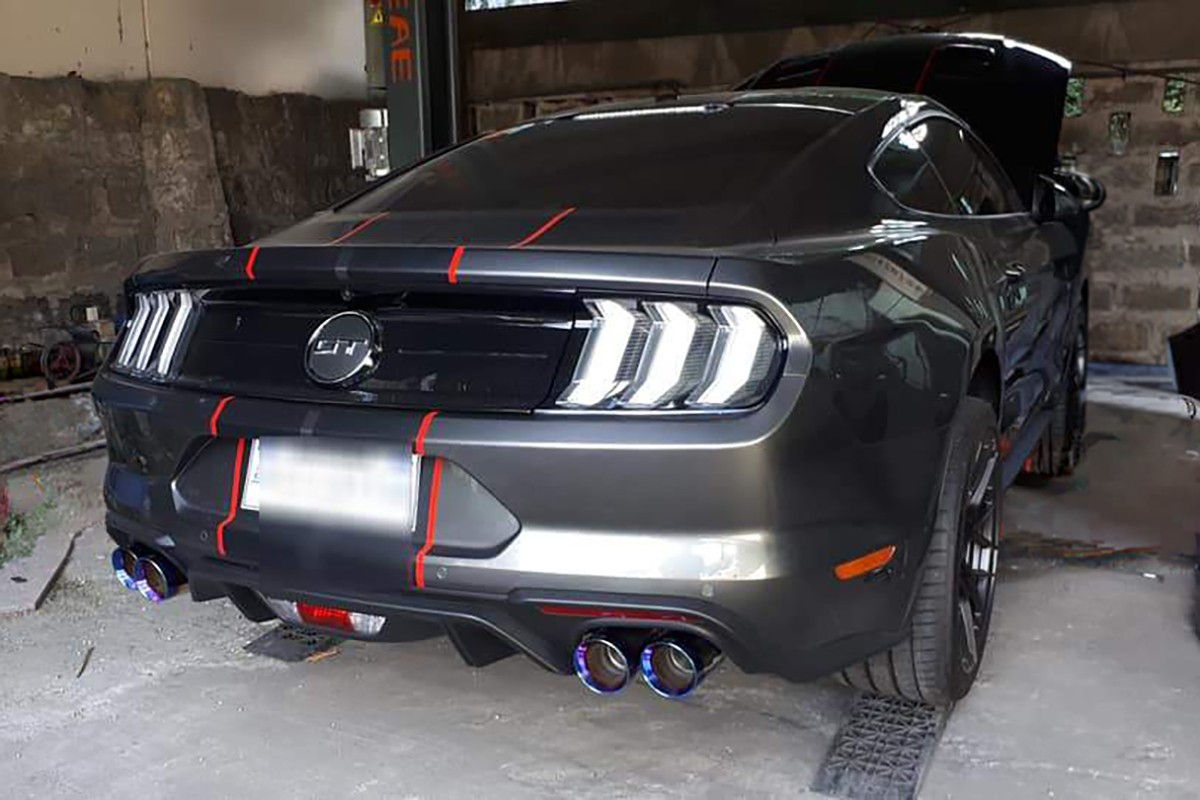 Echappement catback Armytrix valvetronic pour Ford Mustang S550 GT ...