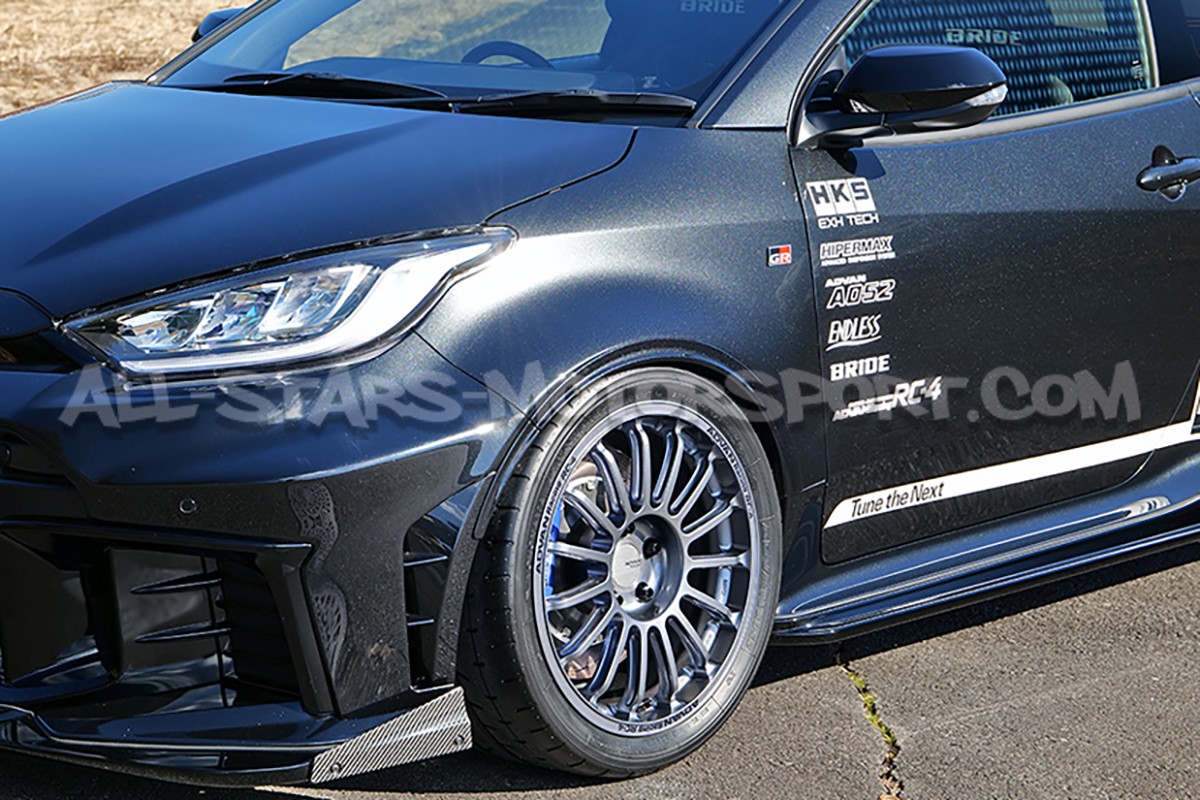 Extensions d'ailes HKS pour Toyota Yaris GR