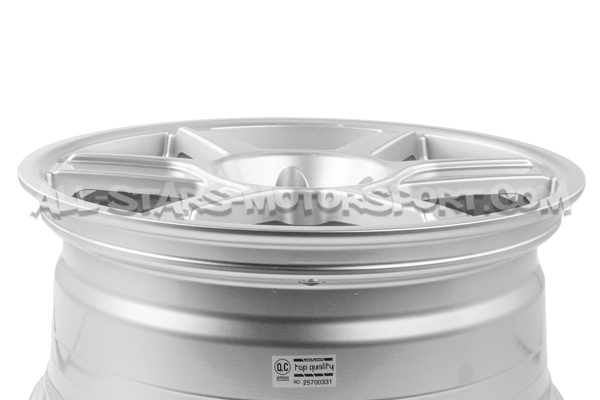 MMX x06 Wheel 18x8 - ET44 5x112 - Silver