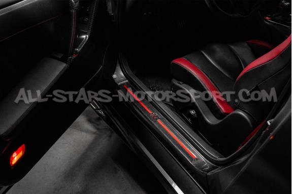 Seuils de porte Seibon en carbone pour Nissan R35 GTR
