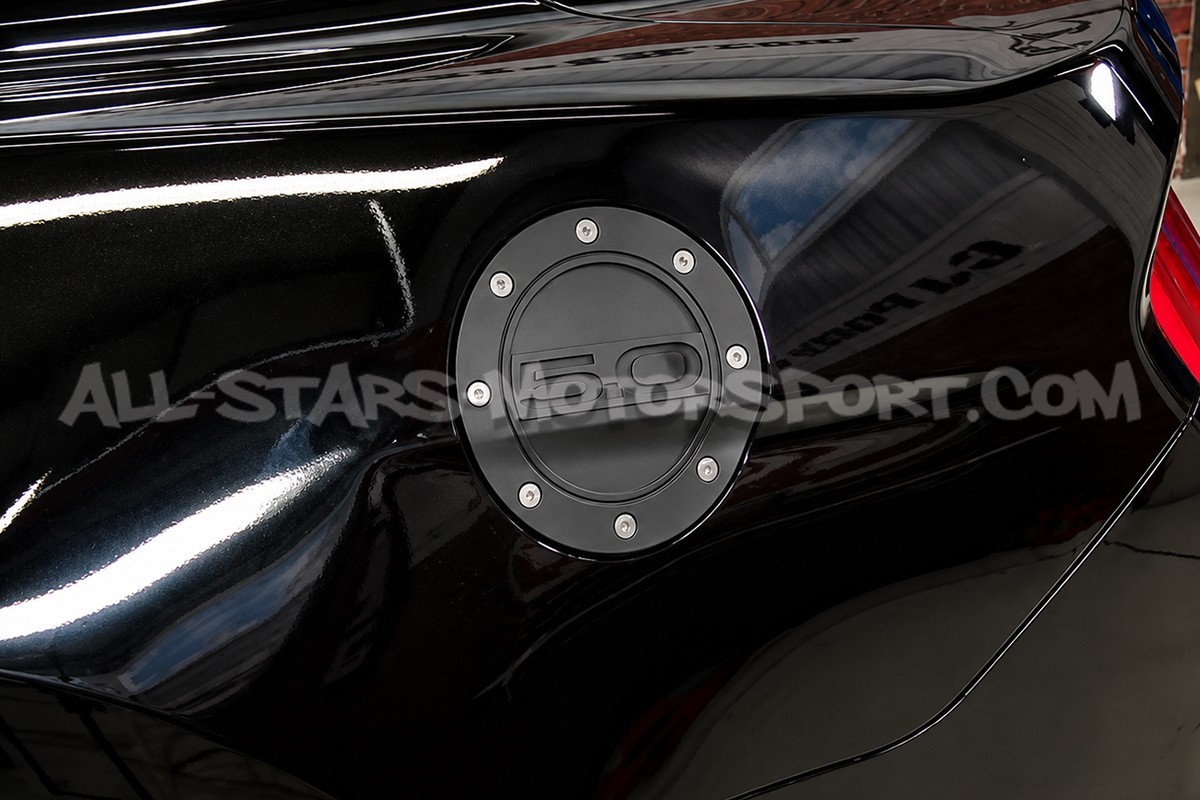 Ford Mustang S550 V8 5.0 Drake Comp Series Black Fuel Door
