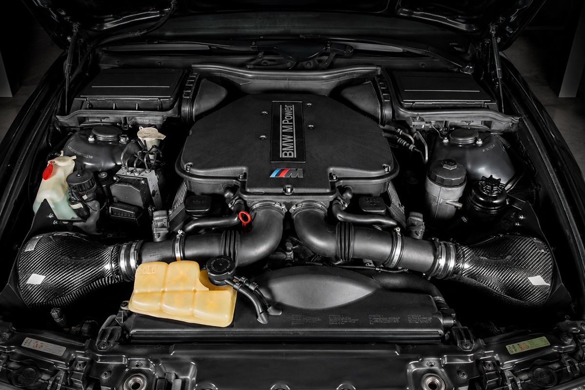BMW M5 E39 Eventuri Carbon Fiber Intake System