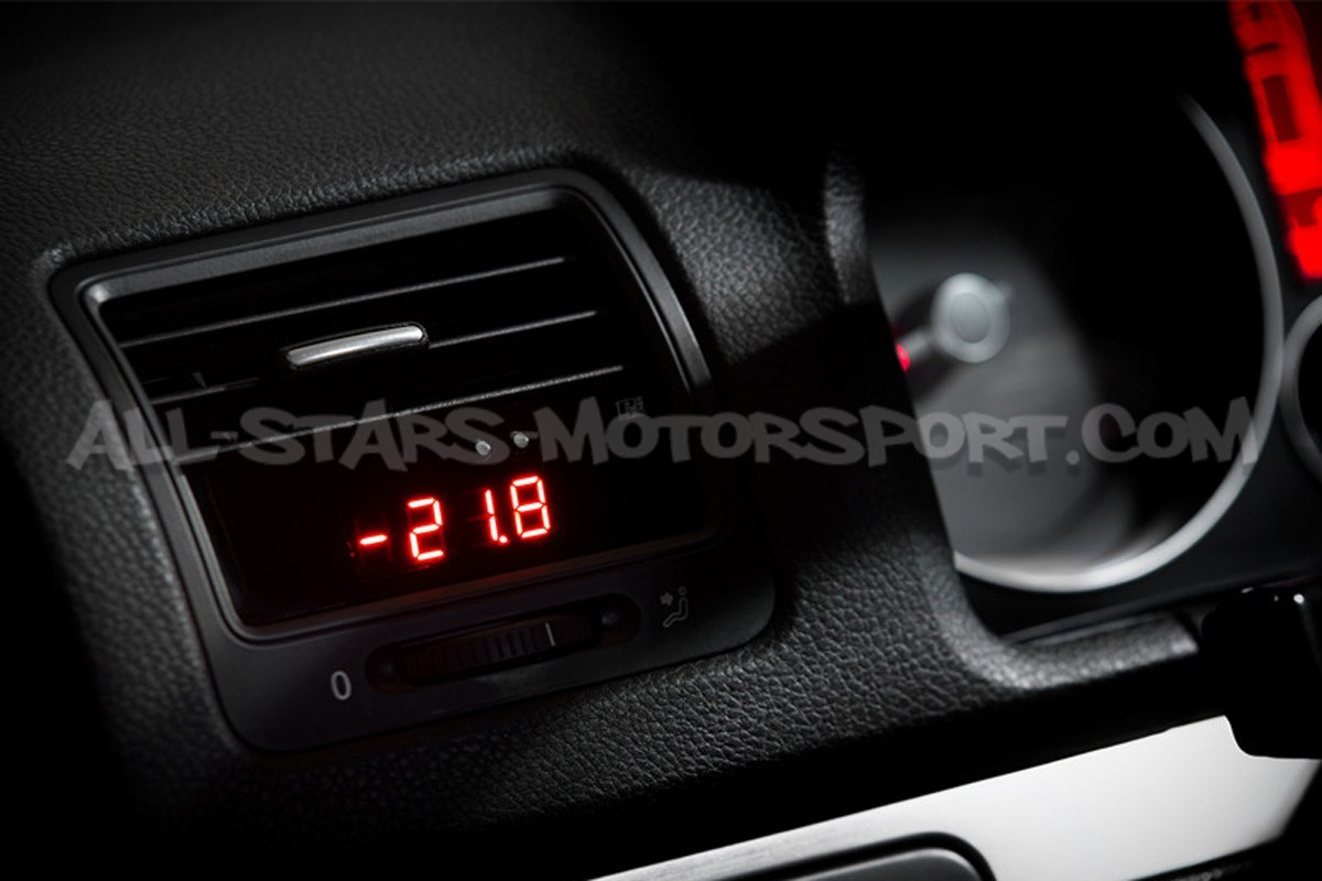 Reloj digital P3 Gauges para rejilla de ventilacion de Golf 5 GTI / R32