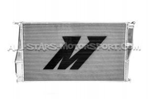 Radiador Mishimoto para BMW 135i E82 / 335i E9x