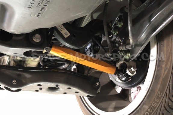 Tirants de chasse arrière réglables Whiteline pour Civic Type R FK8 / FK2