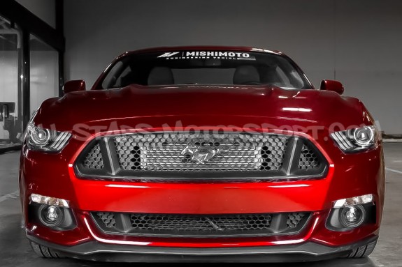 Radiateur d'huile Mishimoto pour Mustang S550 GT V8 15-17