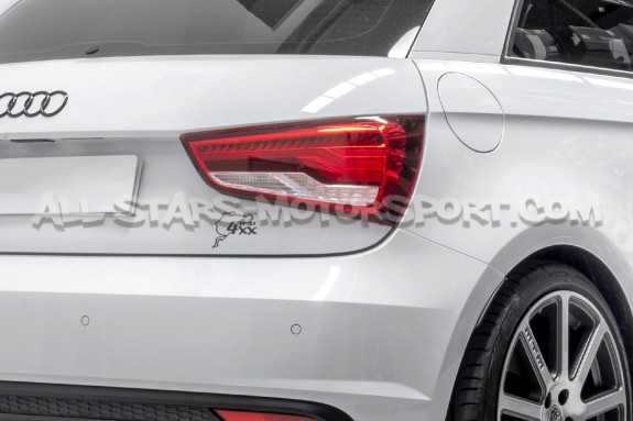 Pegatina TFSI 4xx rojo, blanco o negro