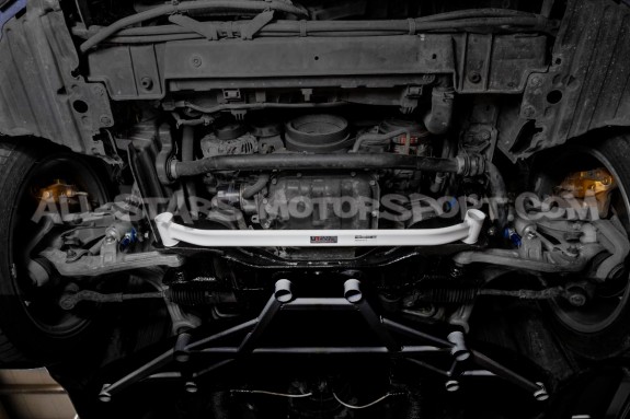 Barre anti rapprochement inférieure avant Ultra Racing pour Nissan ...
