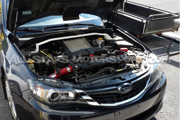 Barre anti rapprochement avant Ultra Racing pour Subaru Impreza STI...