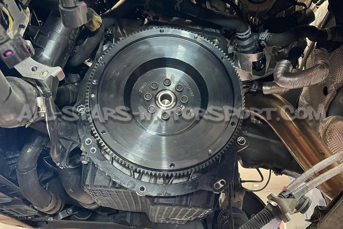 Sachs Performance 530Nm Clutch Kit with Flywheel for Golf 7 GTI / R...