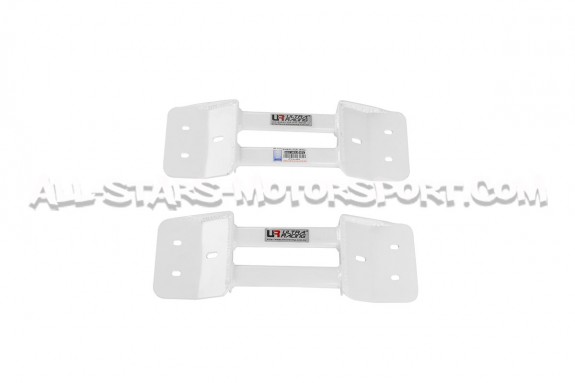Barra de refuerzo inferior central Ultra Racing para BMW M3 E46