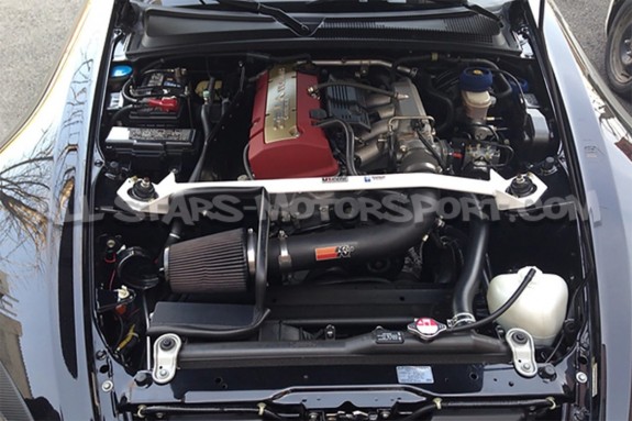 Barre anti rapprochement avant Ultra Racing pour Honda S2000