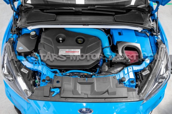 Barre anti rapprochement avant Ultra Racing pour Ford Focus 3 RS / ST