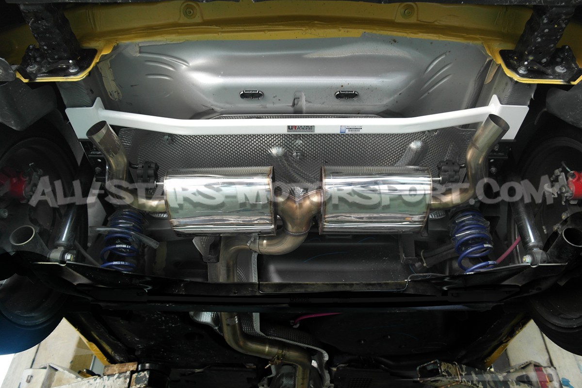 Toyota Mark X 04-09 2.5 UltraRacing barre anti-rapprochement arrière