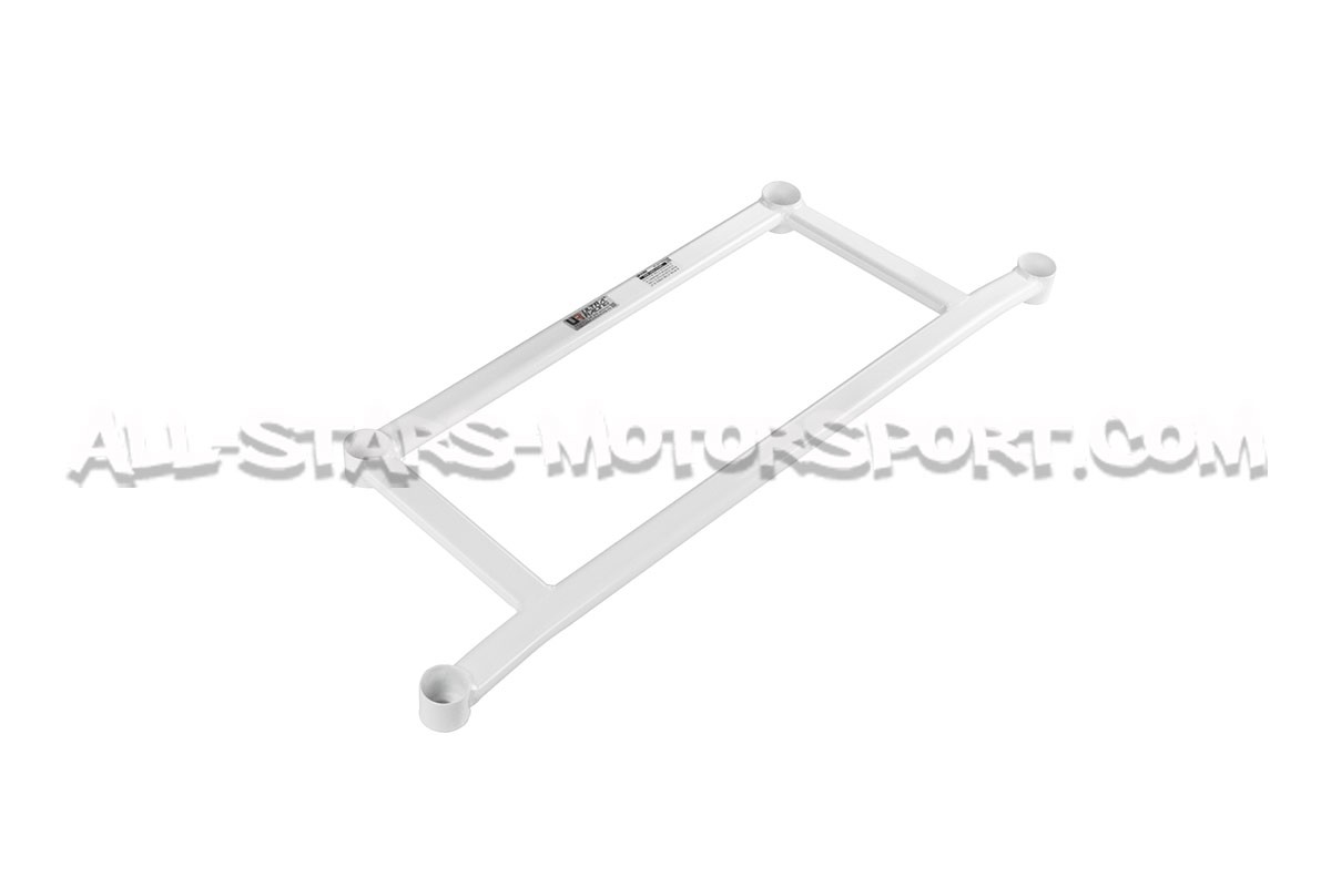 Renfort inférieur avant 4 points Ultra Racing pour A3 / Golf 5 / Golf 6 / Leon 2 / Scirocco