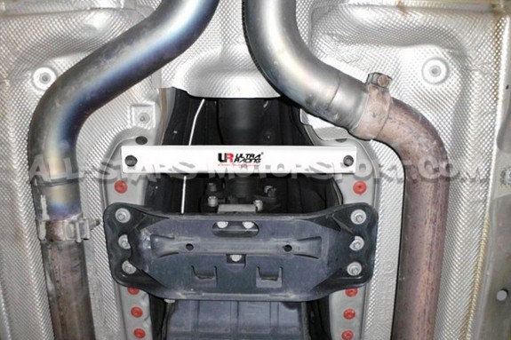 Mercedes C63 AMG W204 Ultra Racing Mid Lower Bar